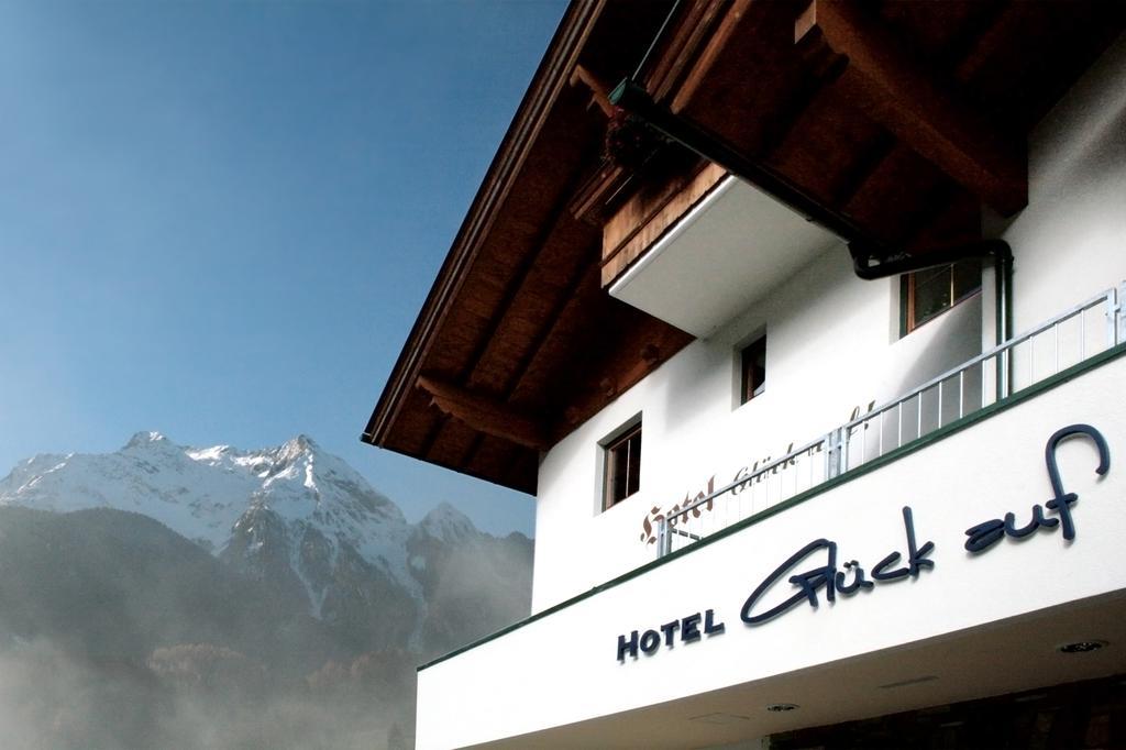 Hotel & Suites Gluck Auf Mayrhofen Luaran gambar